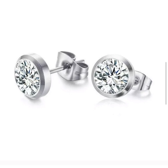 Swarovski Elements Crystal Studs - Picture 5 of 9